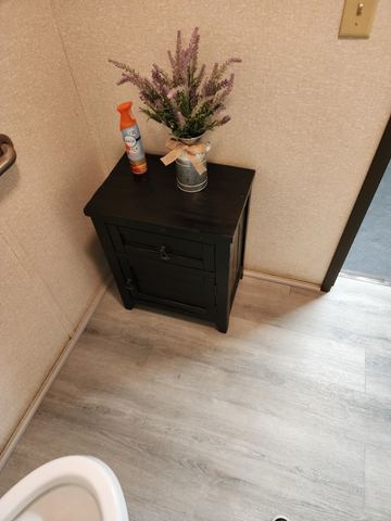 The office's new flooring, photo 3
